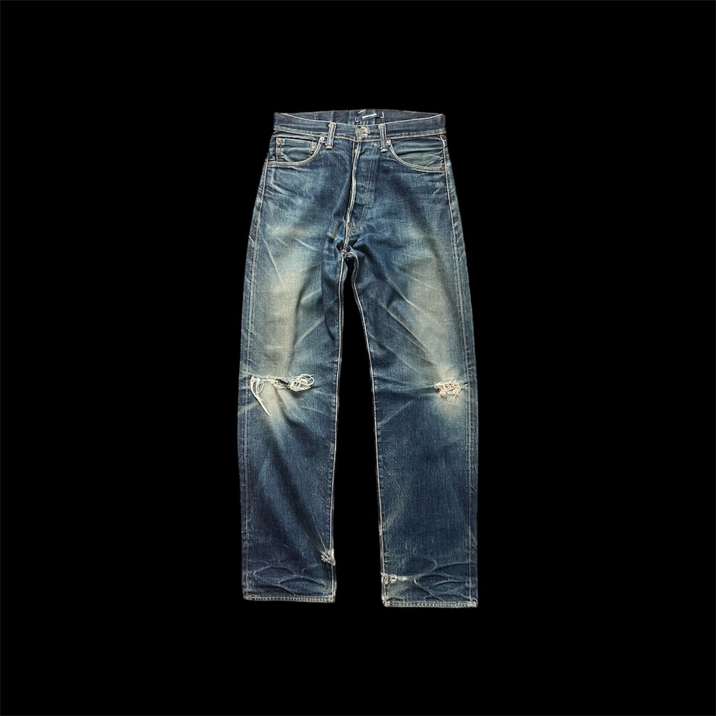 STRAIGHT LEG JEANS